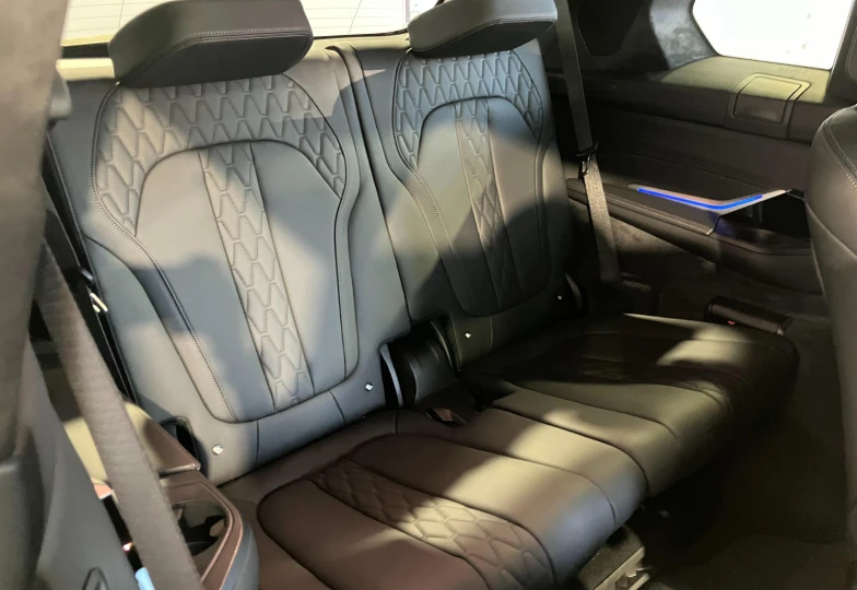 BMW X7 White