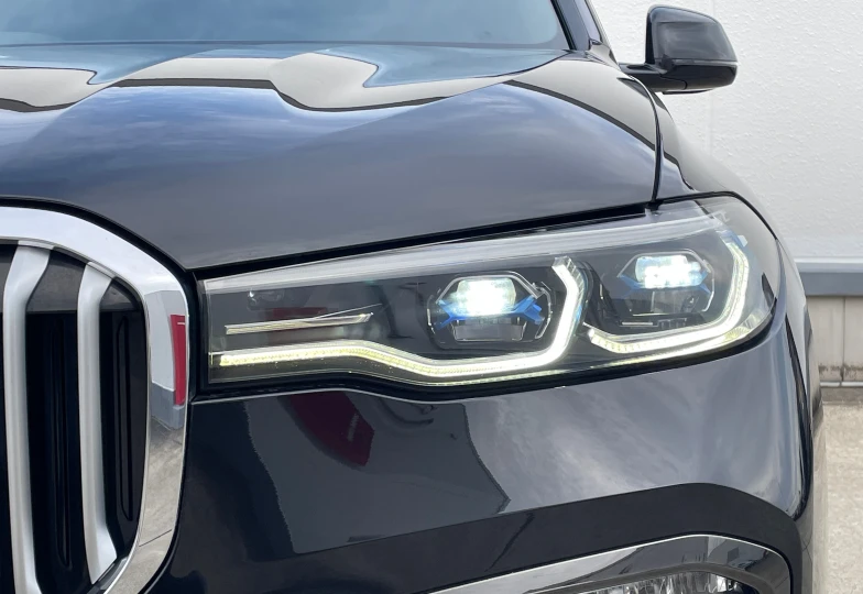 BMW X7 Black