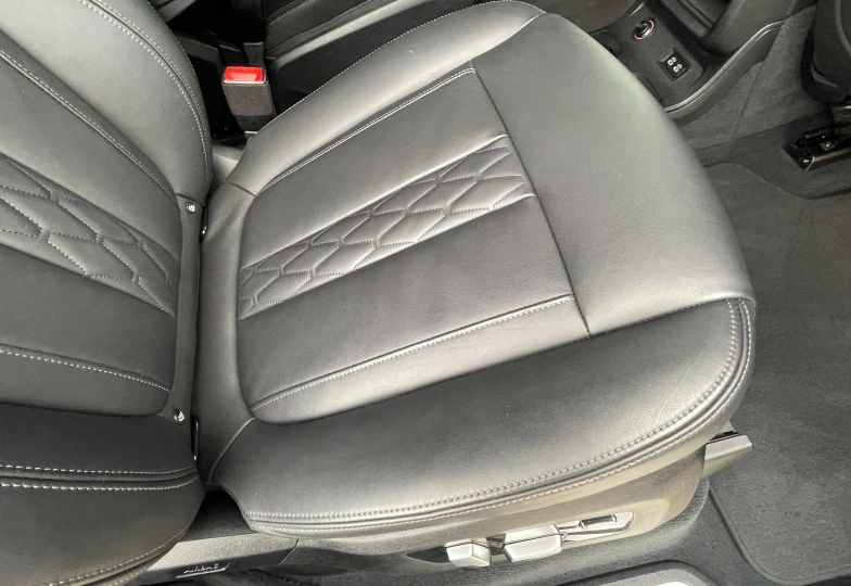 BMW X7 Black