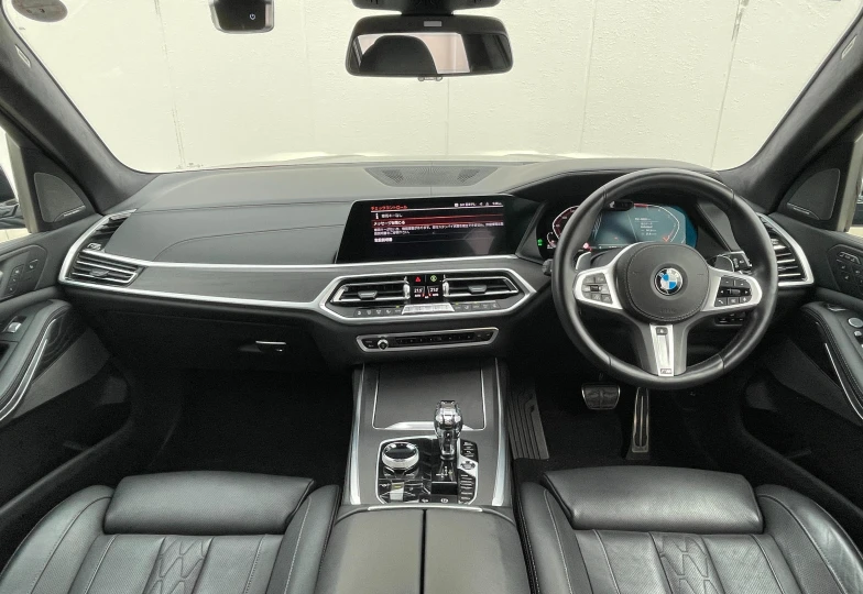 BMW X7 Black