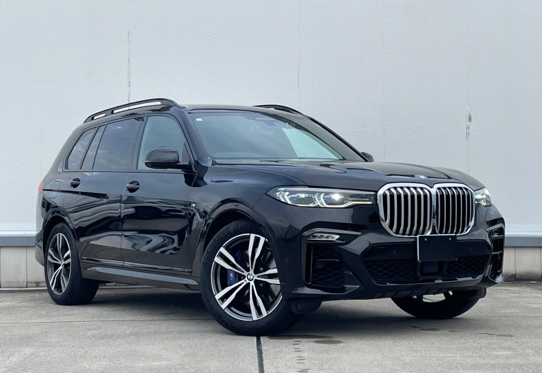 BMW X7 Black
