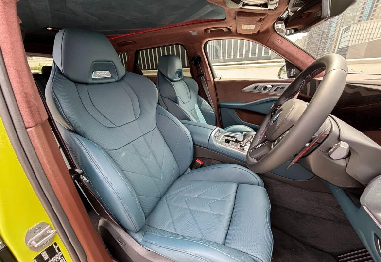 BMW XM Yellow