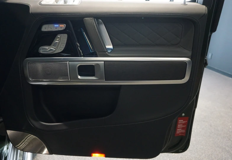 Mercedes G-class Зеленый