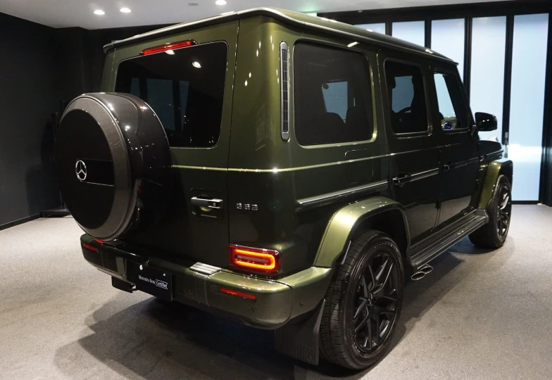 Mercedes G-class Зеленый