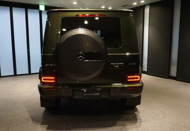 Mercedes G-class Зеленый