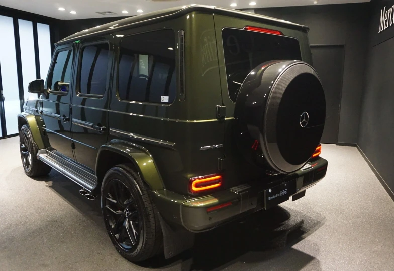 Mercedes G-class Зеленый