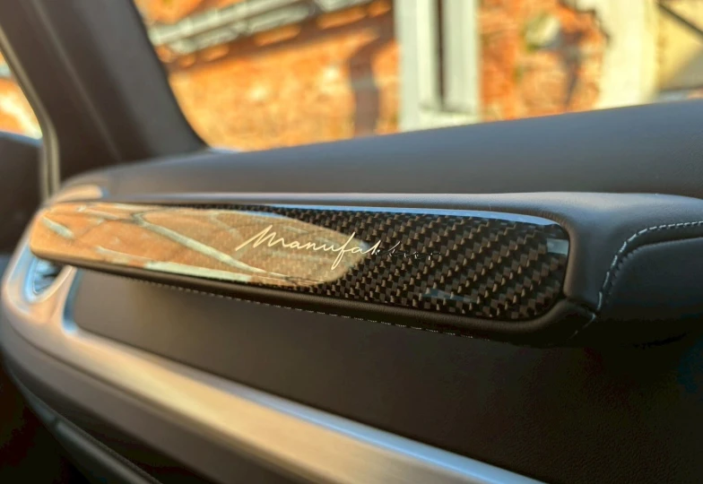 Mercedes G-class Black