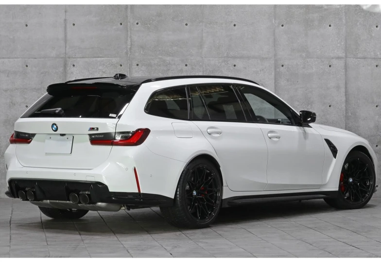 BMW M3 White
