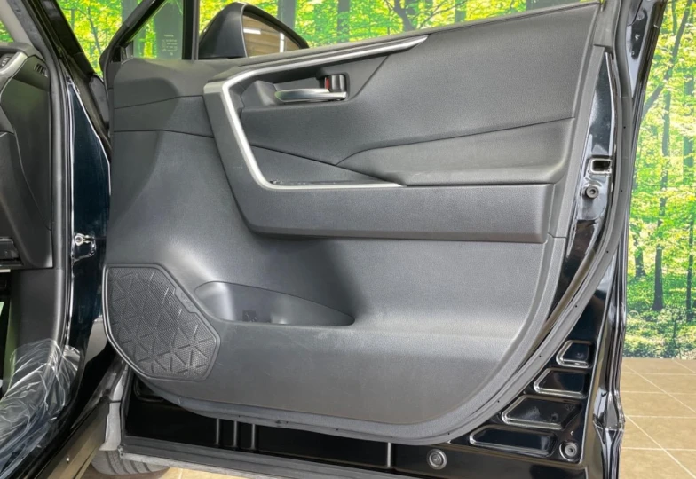 Toyota RAV4 Black