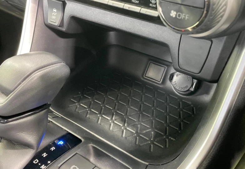 Toyota RAV4 Black
