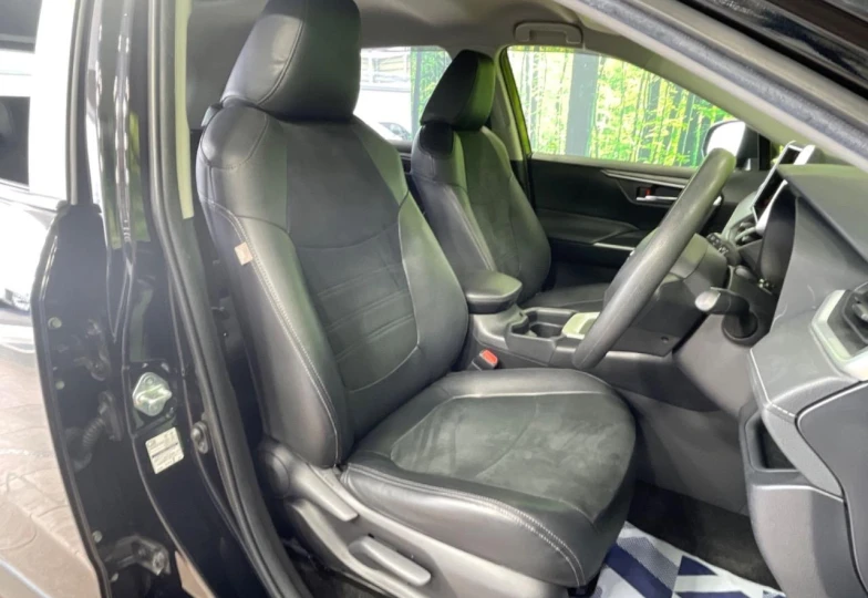 Toyota RAV4 Black