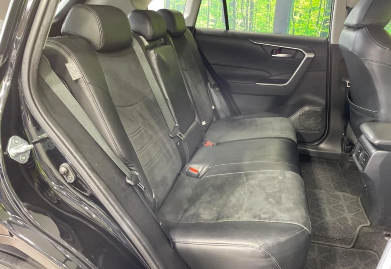 Toyota RAV4 Black