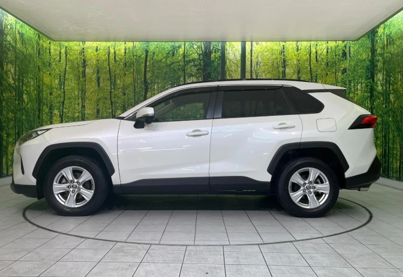 Toyota RAV4 White