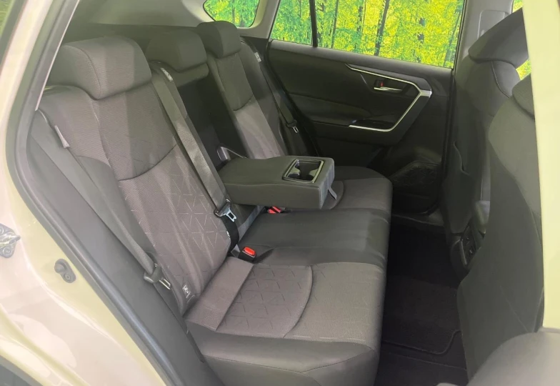 Toyota RAV4 White