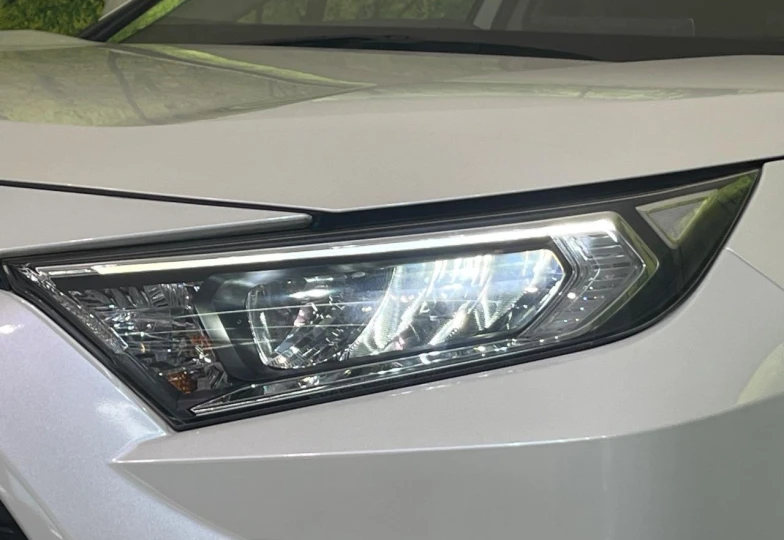 Toyota RAV4 White