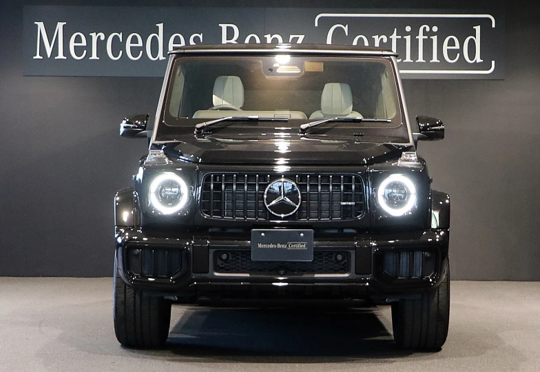 Mercedes G-class Black