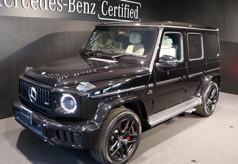 Mercedes G-class Black
