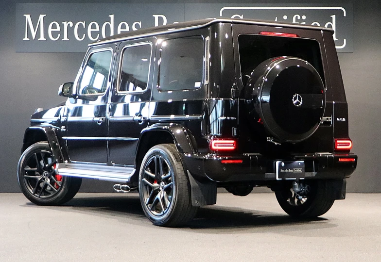 Mercedes G-class Black