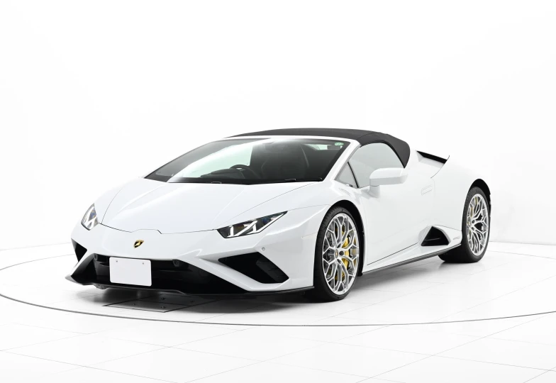 Lamborghini Huracan White