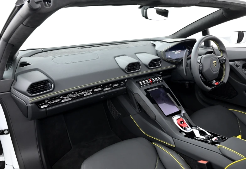 Lamborghini Huracan White