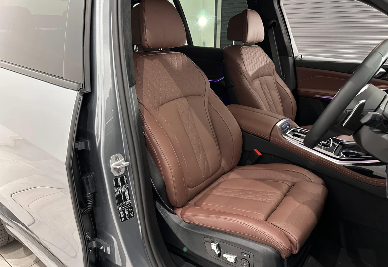 BMW X7 Grey