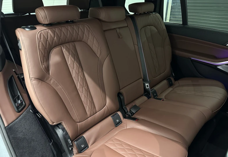 BMW X7 Grey