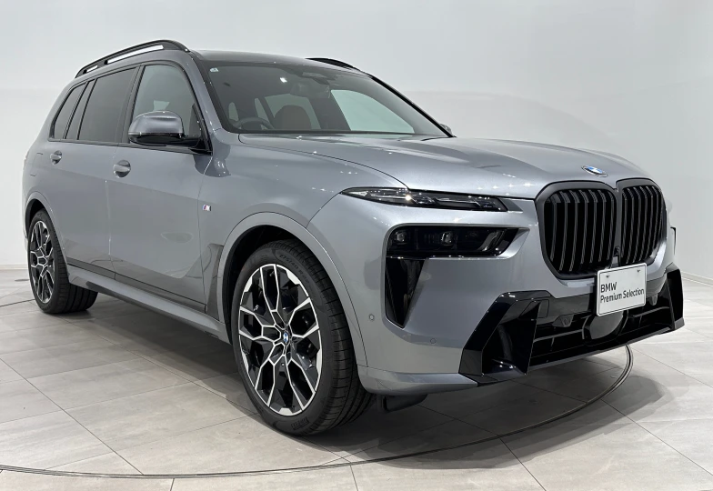 BMW X7 Grey