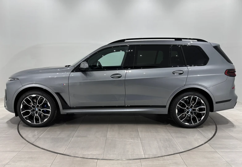 BMW X7 Grey