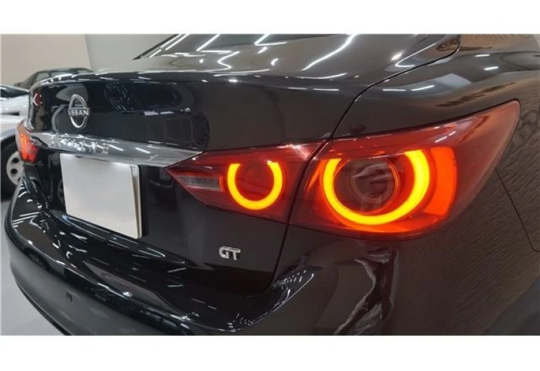 Nissan Skyline Black