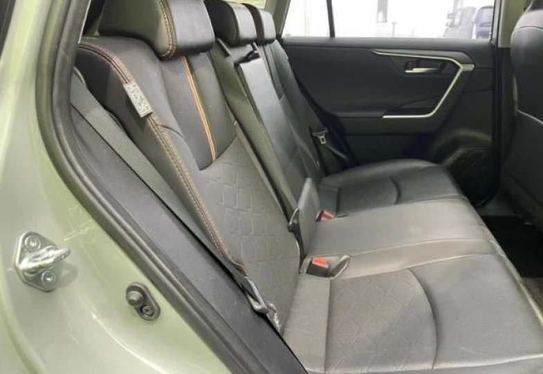 Toyota RAV4 Зеленый