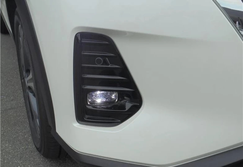 Nissan Kicks White