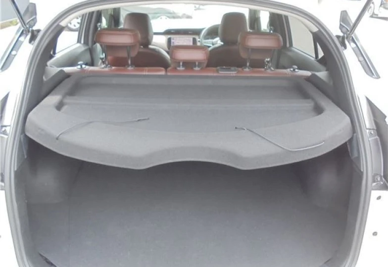 Nissan Kicks White