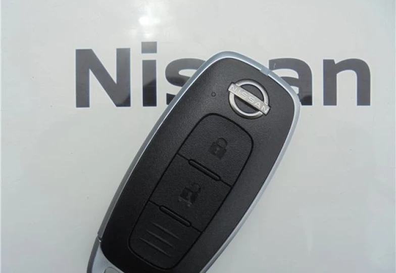 Nissan Kicks White
