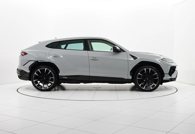 Lamborghini Urus Grey