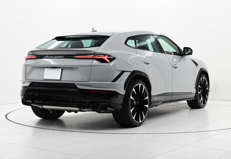 Lamborghini Urus Grey