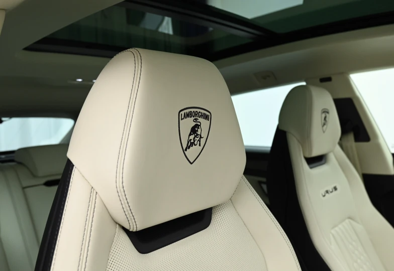 Lamborghini Urus Grey