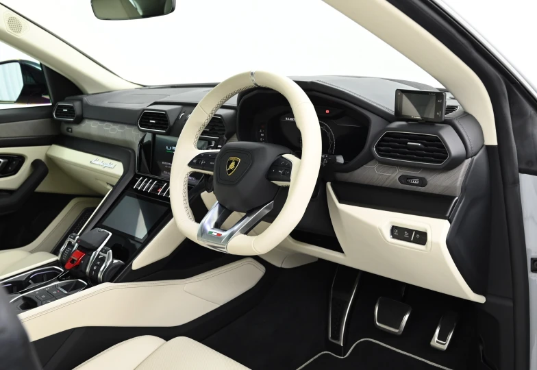 Lamborghini Urus Grey