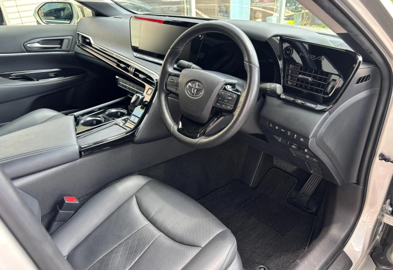 Toyota Mirai Серый