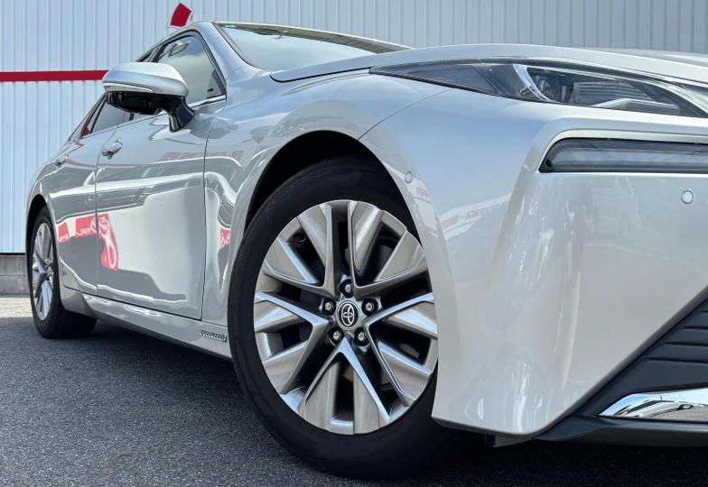 Toyota Mirai Серый