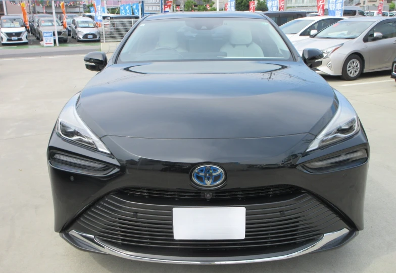 Toyota Mirai Черный