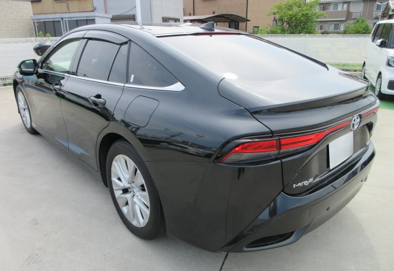 Toyota Mirai Черный