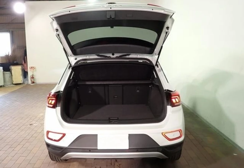 Volkswagen T-Roc White