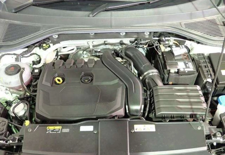 Volkswagen T-Roc White