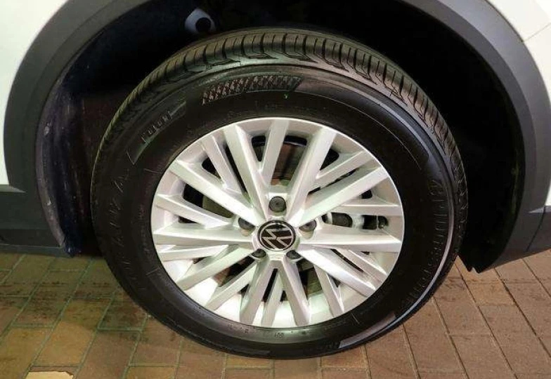 Volkswagen T-Roc White
