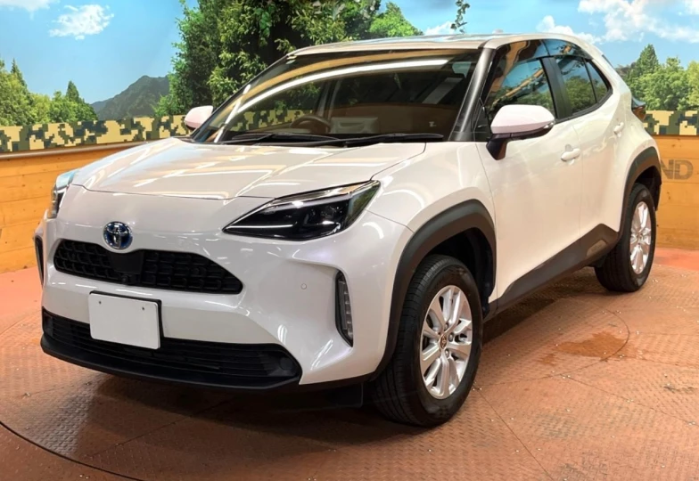 Toyota Yaris Cross White