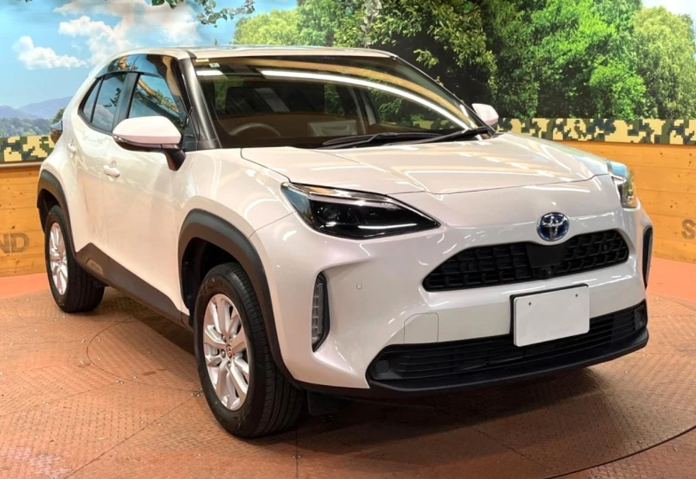 Toyota Yaris Cross White