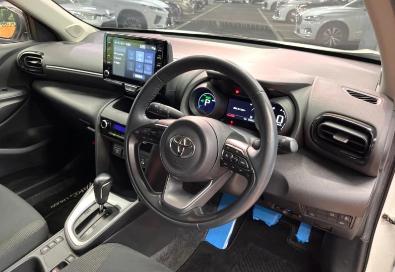 Toyota Yaris Cross White