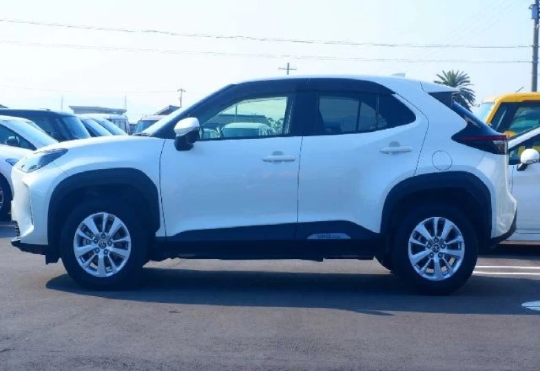 Toyota Yaris Cross White