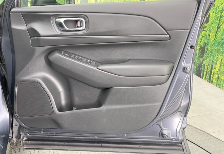 Honda Vezel Grey