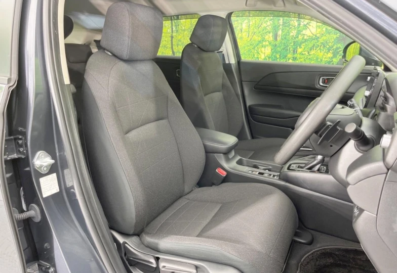 Honda Vezel Grey